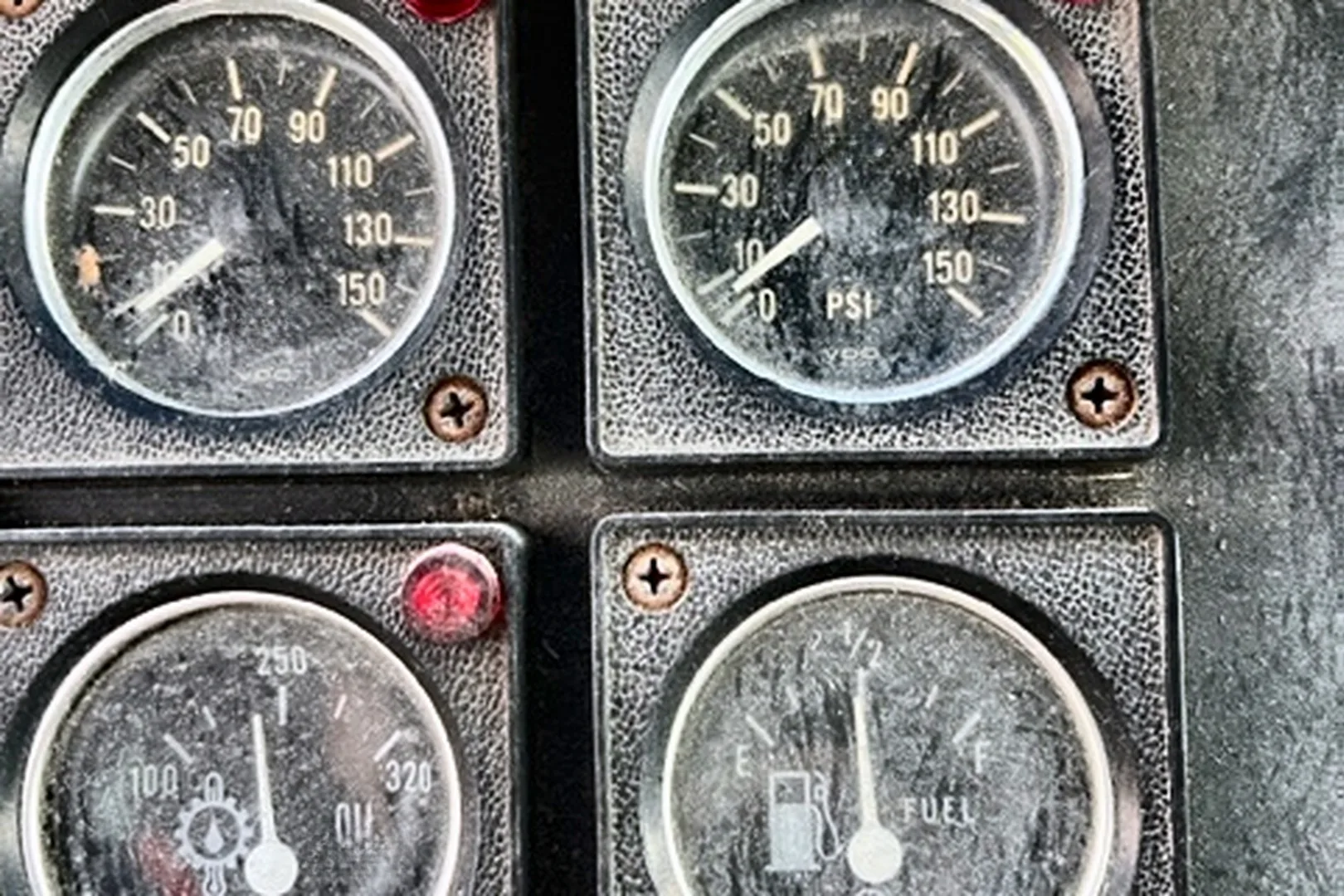 1988 PIERCE FIRE TRUCK - view 14 of 24