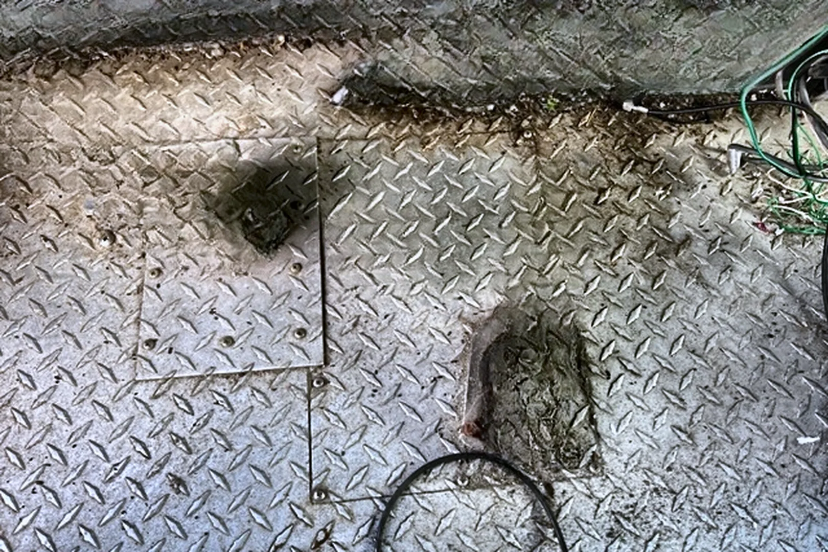 1988 PIERCE FIRE TRUCK - view 18 of 24