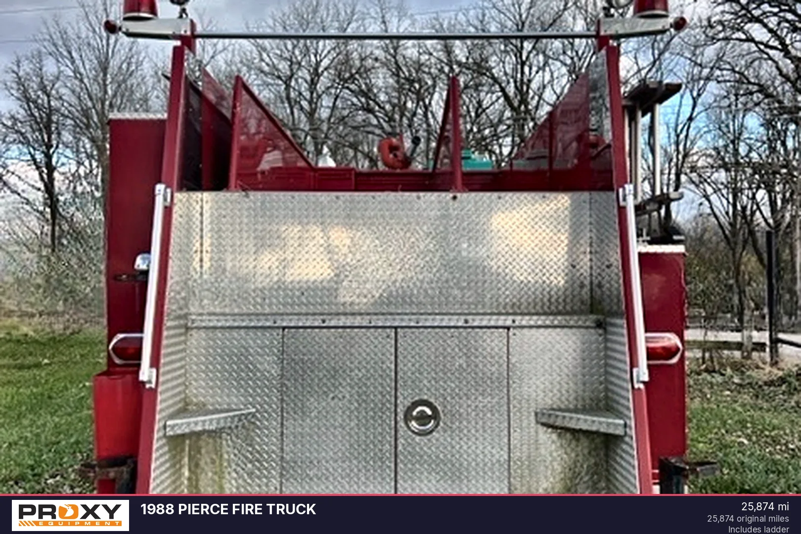 1988 PIERCE FIRE TRUCK - view 4 of 24