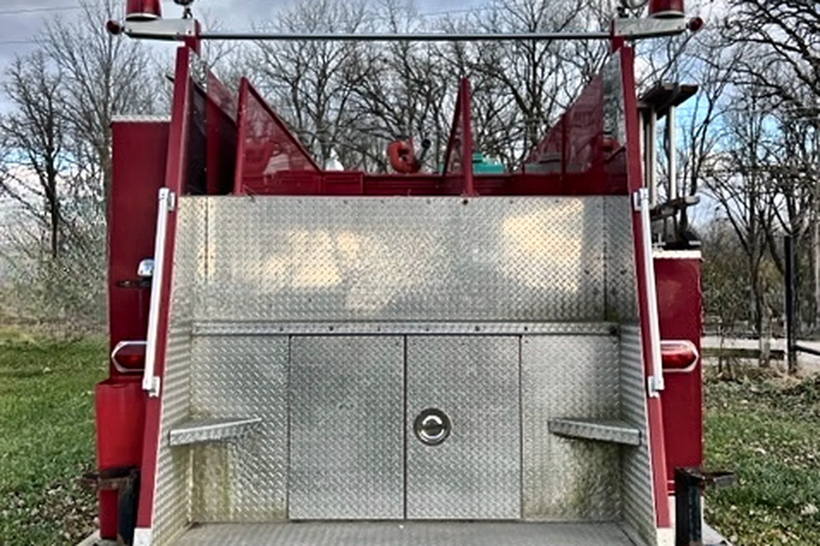 1988 PIERCE FIRE TRUCK - view 12 of 24