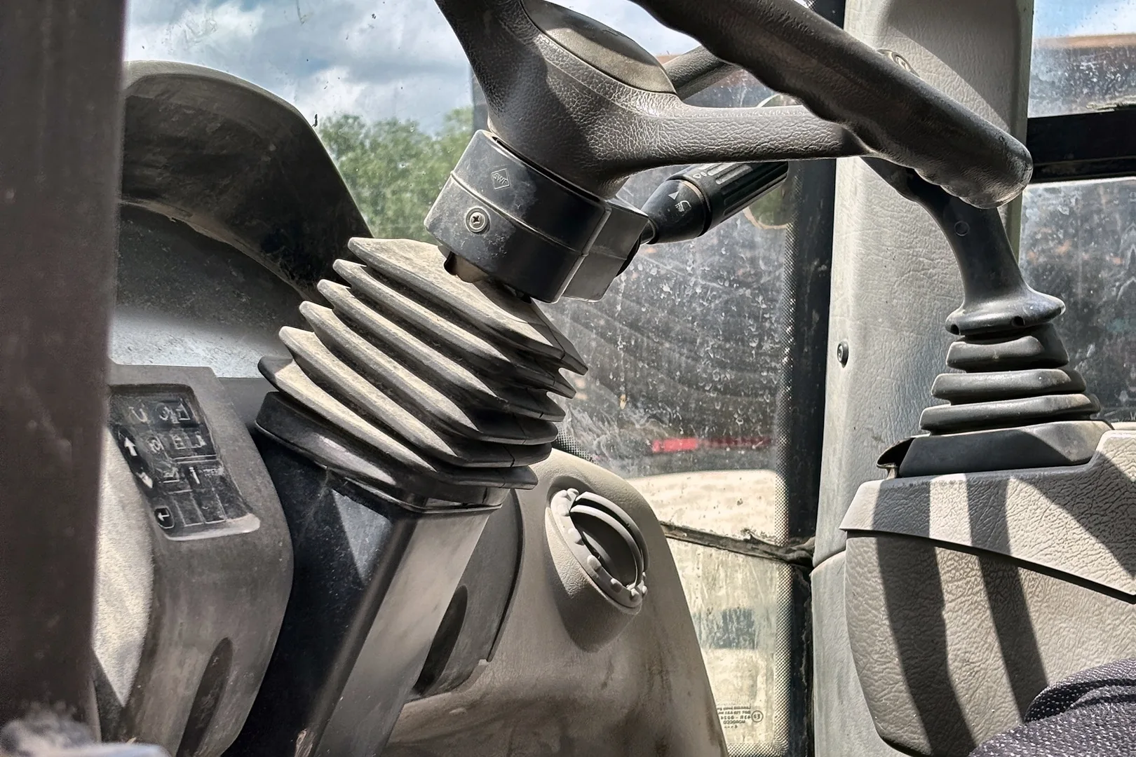 2015 VOLVO L45G - view 18 of 25