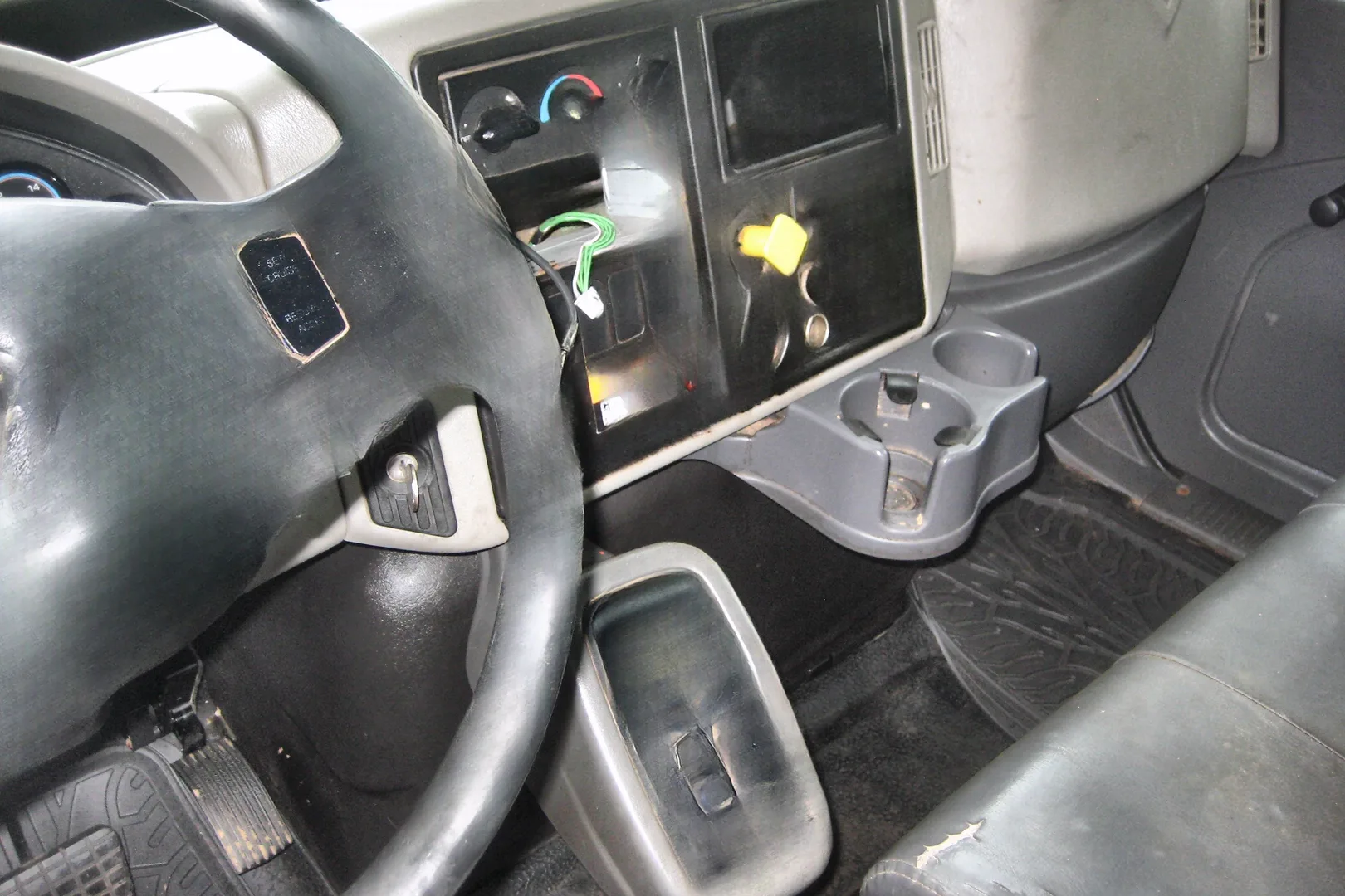 2012 INTERNATIONAL 7300 Workstar - view 6 of 14