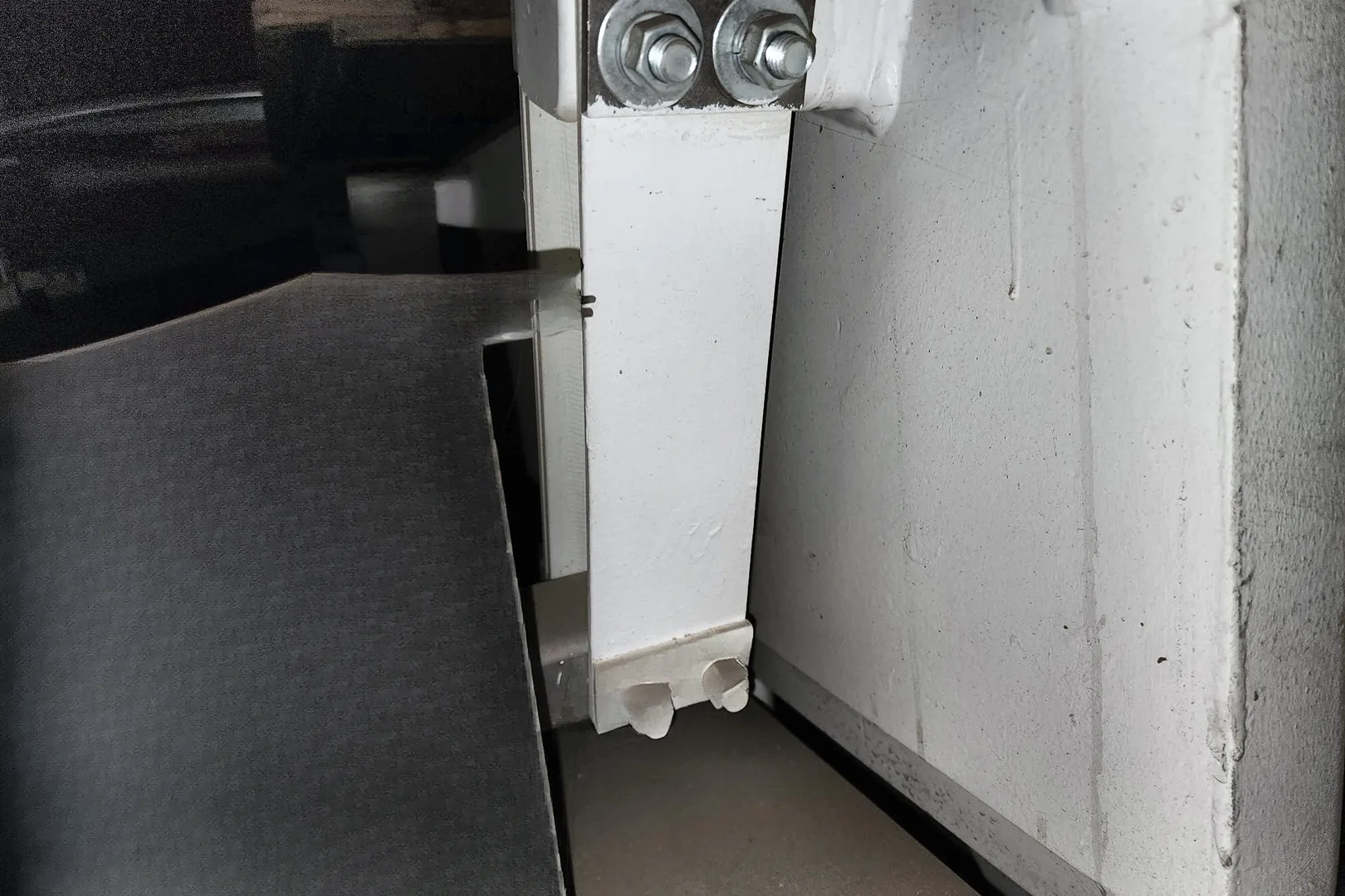 2011 DEAMCO MFG Deamco Feeder Conveyor - VCNF-U-14 X 8 X 9-0 - view 12 of 13