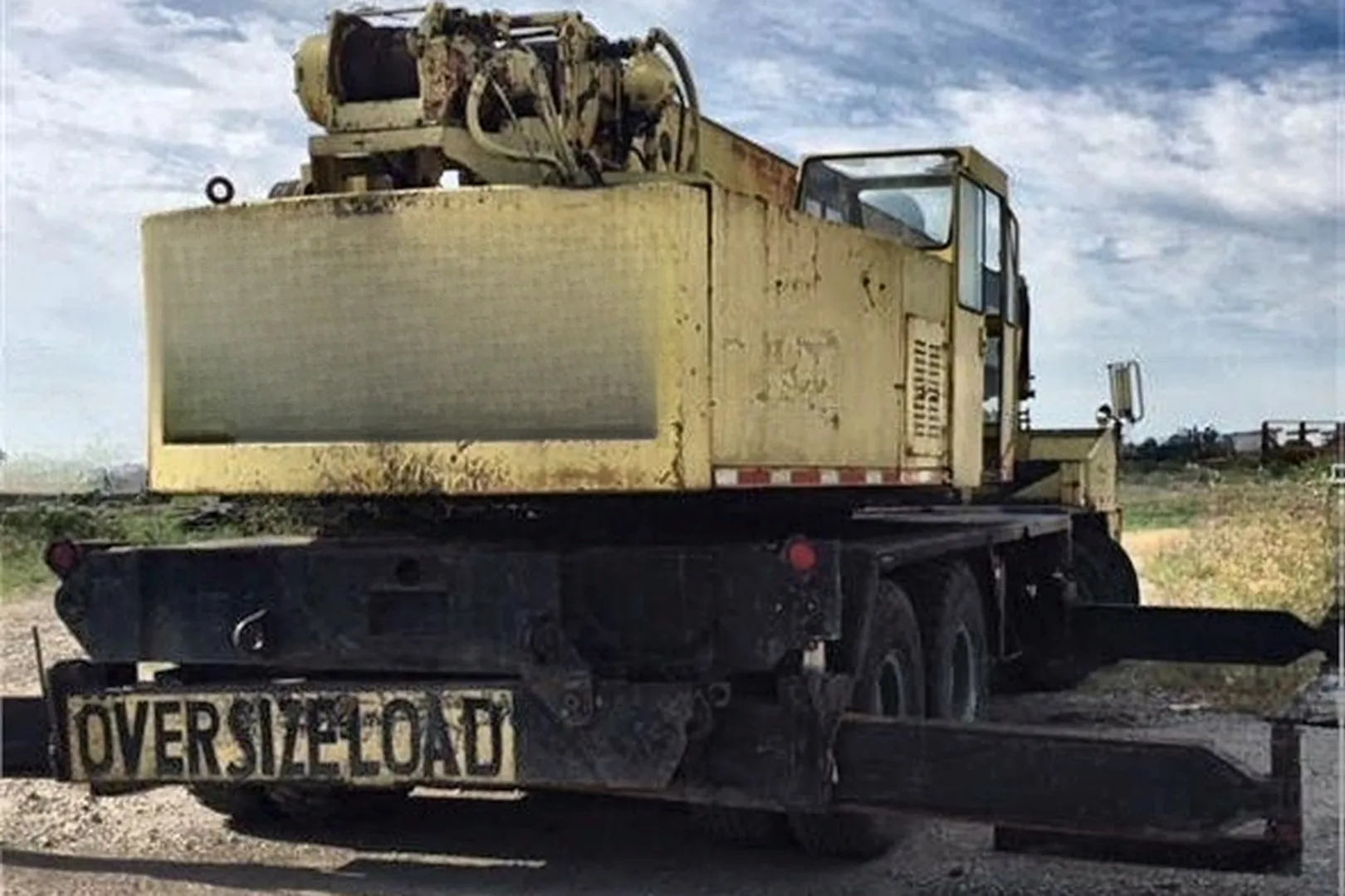 1974 P & H T750 - view 12 of 19