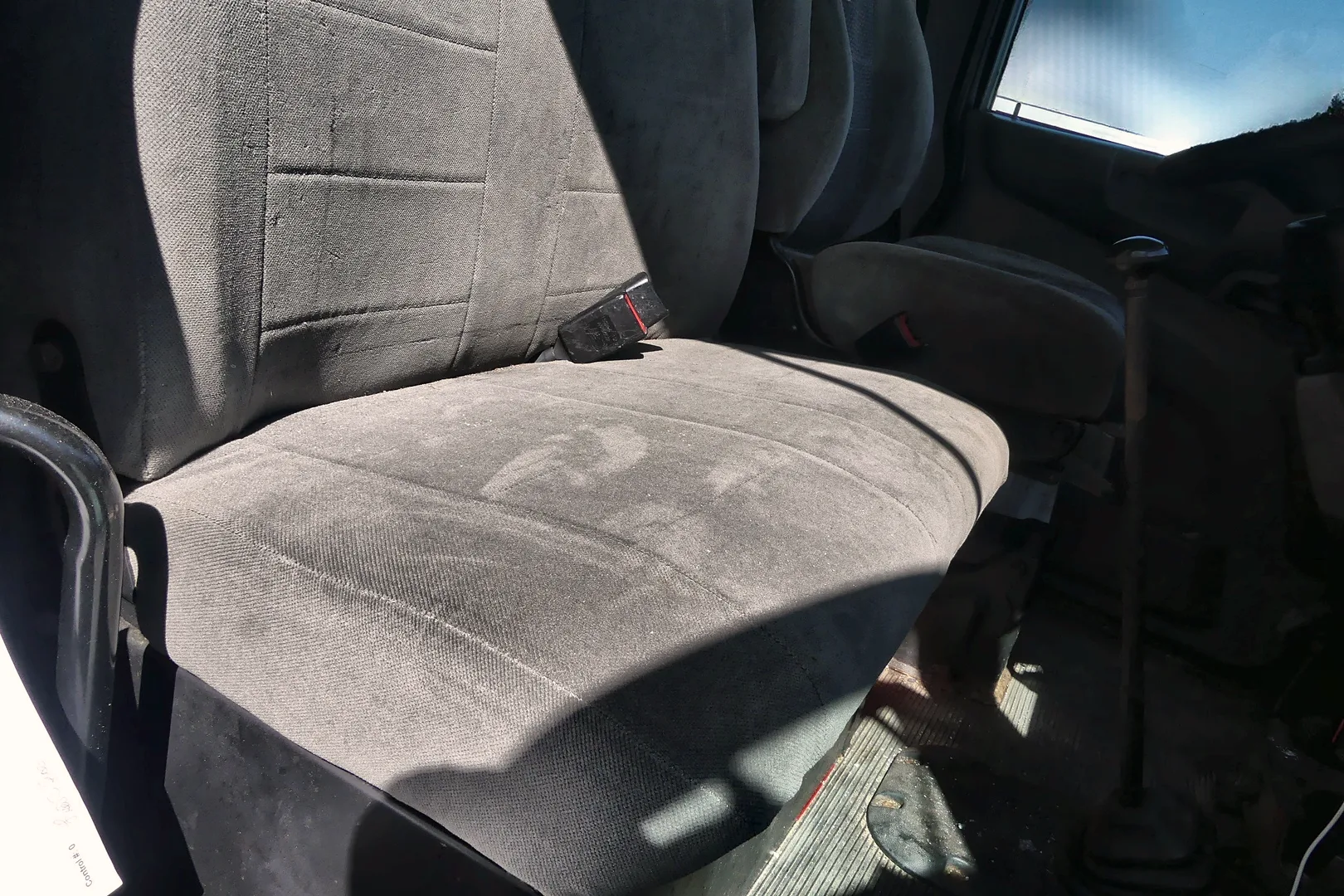 2016 PETERBILT 337 - view 19 of 29