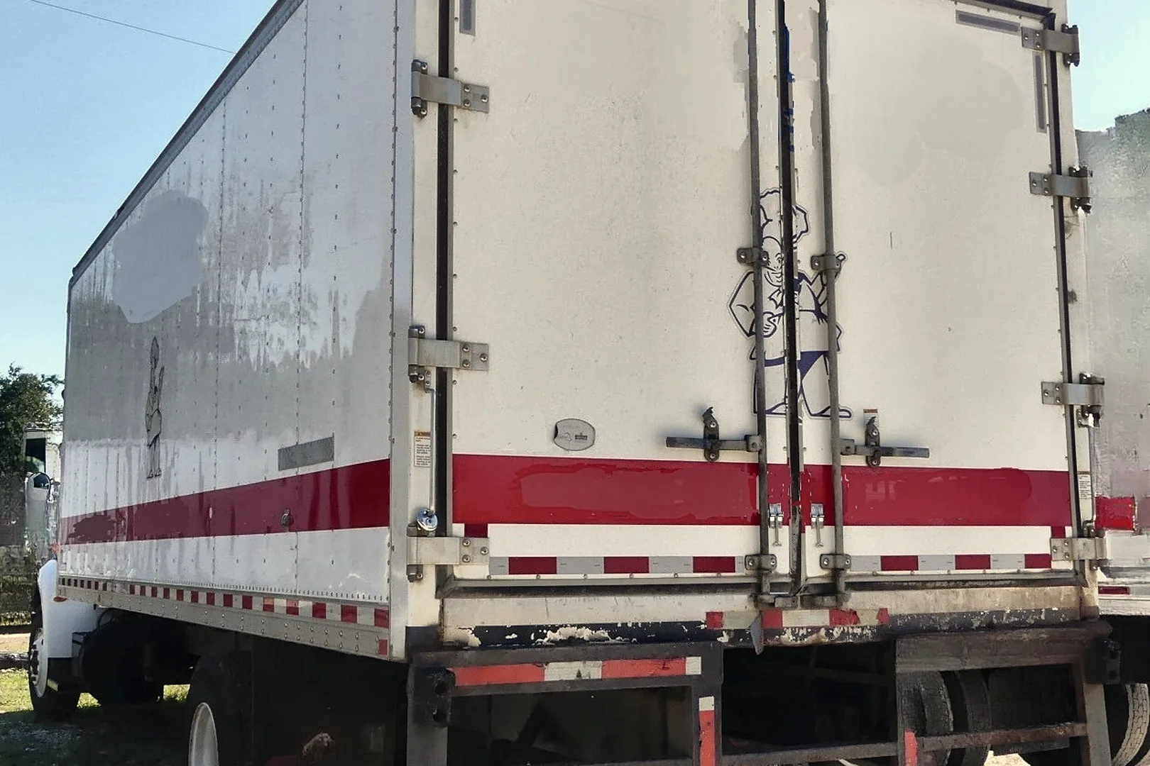 2016 PETERBILT 337 - view 6 of 29