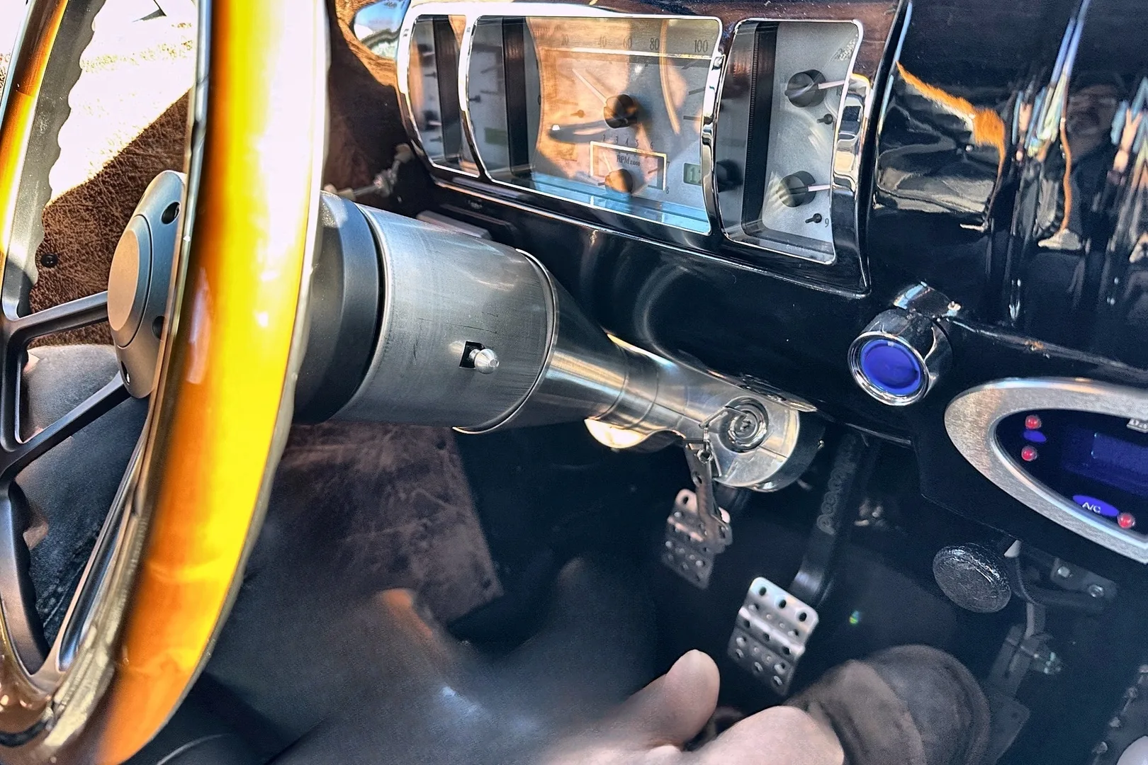 1946 CHEVROLET COE - view 20 of 42