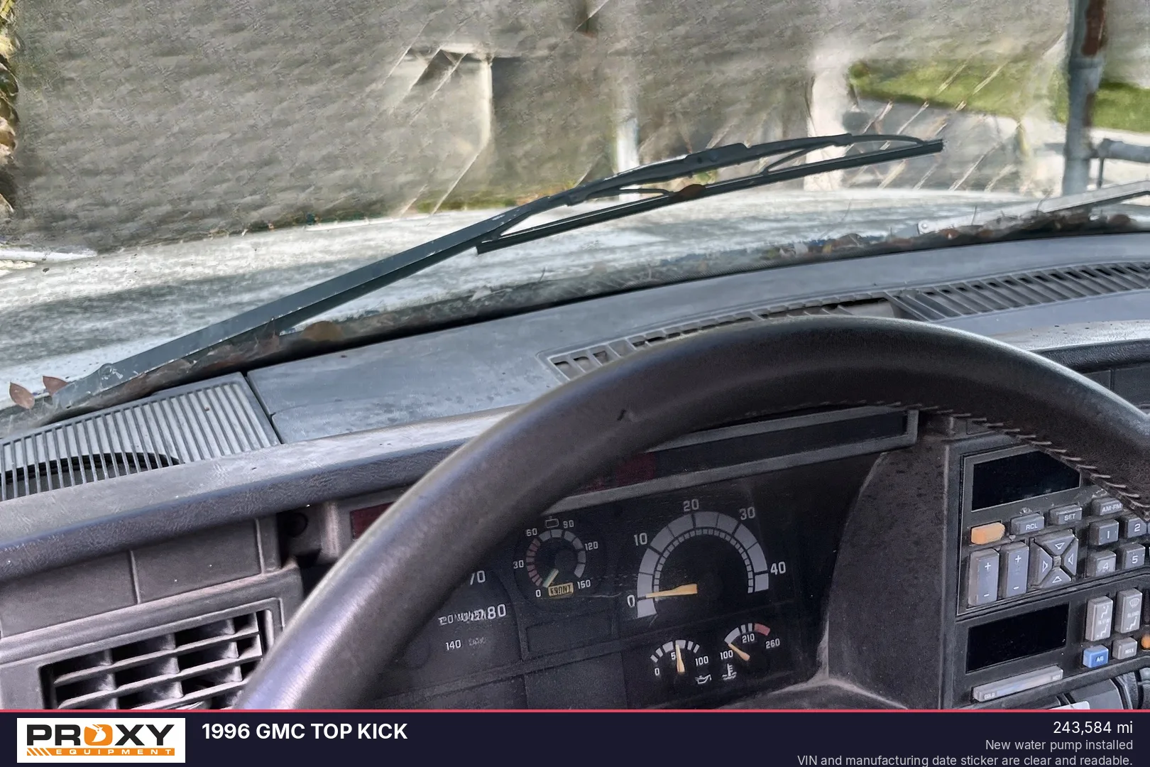 1996 GMC TOP KICK - view 2 of 17