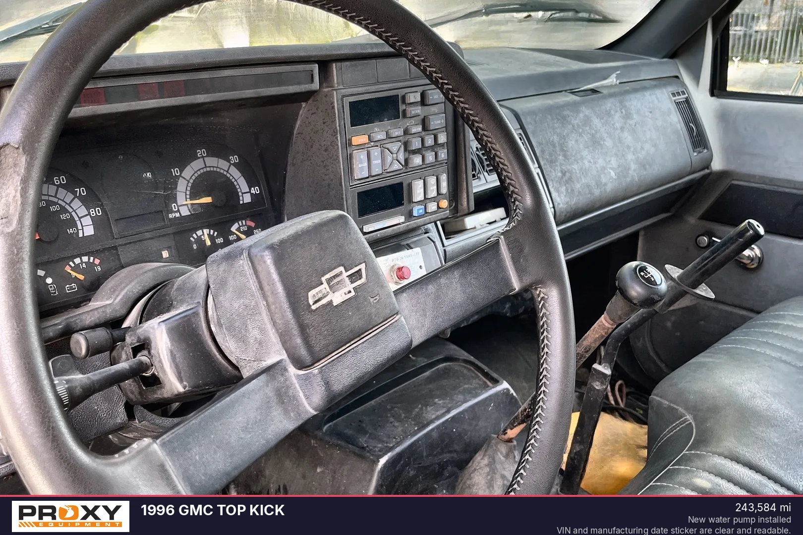 1996 GMC TOP KICK - view 4 of 17