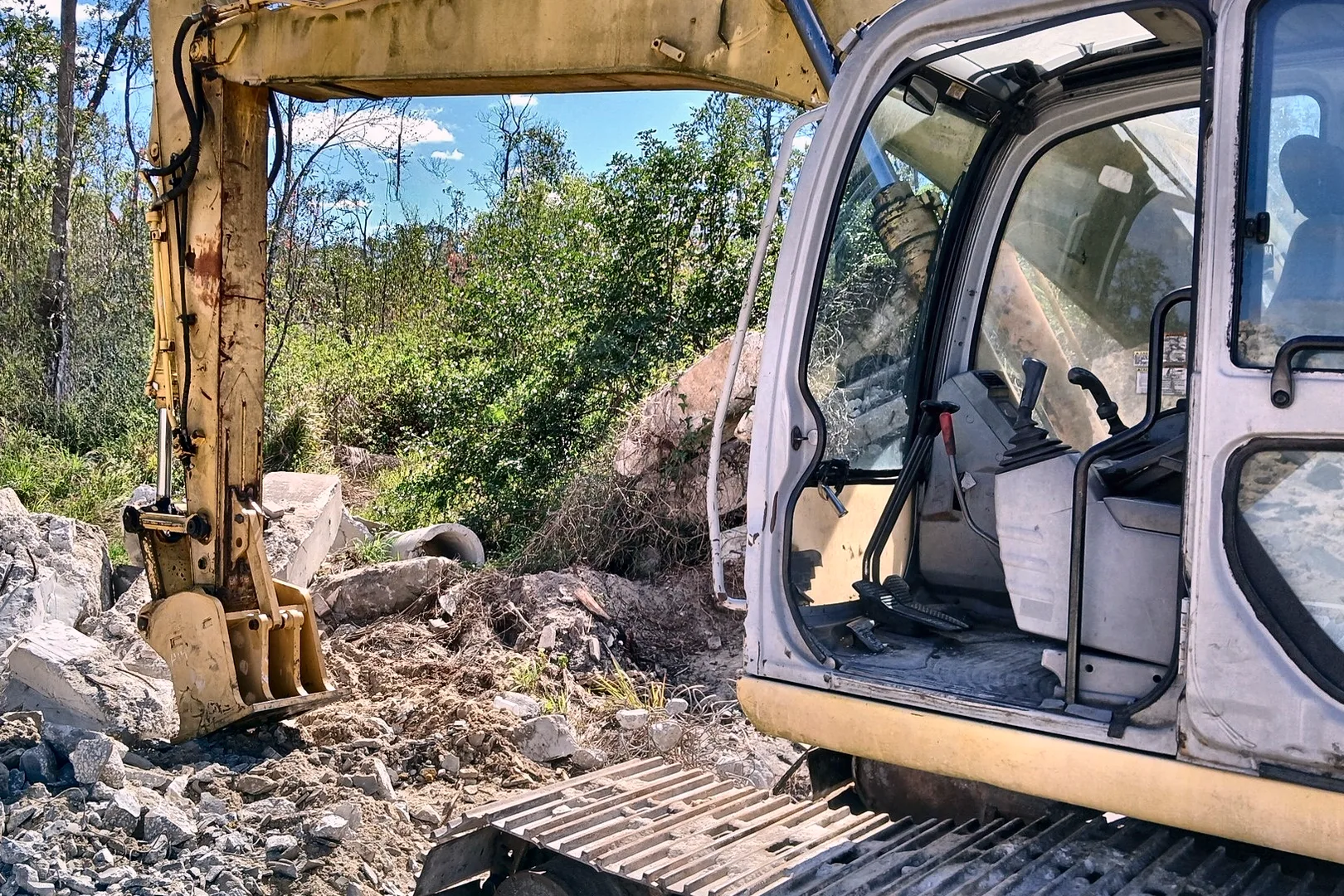 1993 KOBELCO SK210LC - view 8 of 23