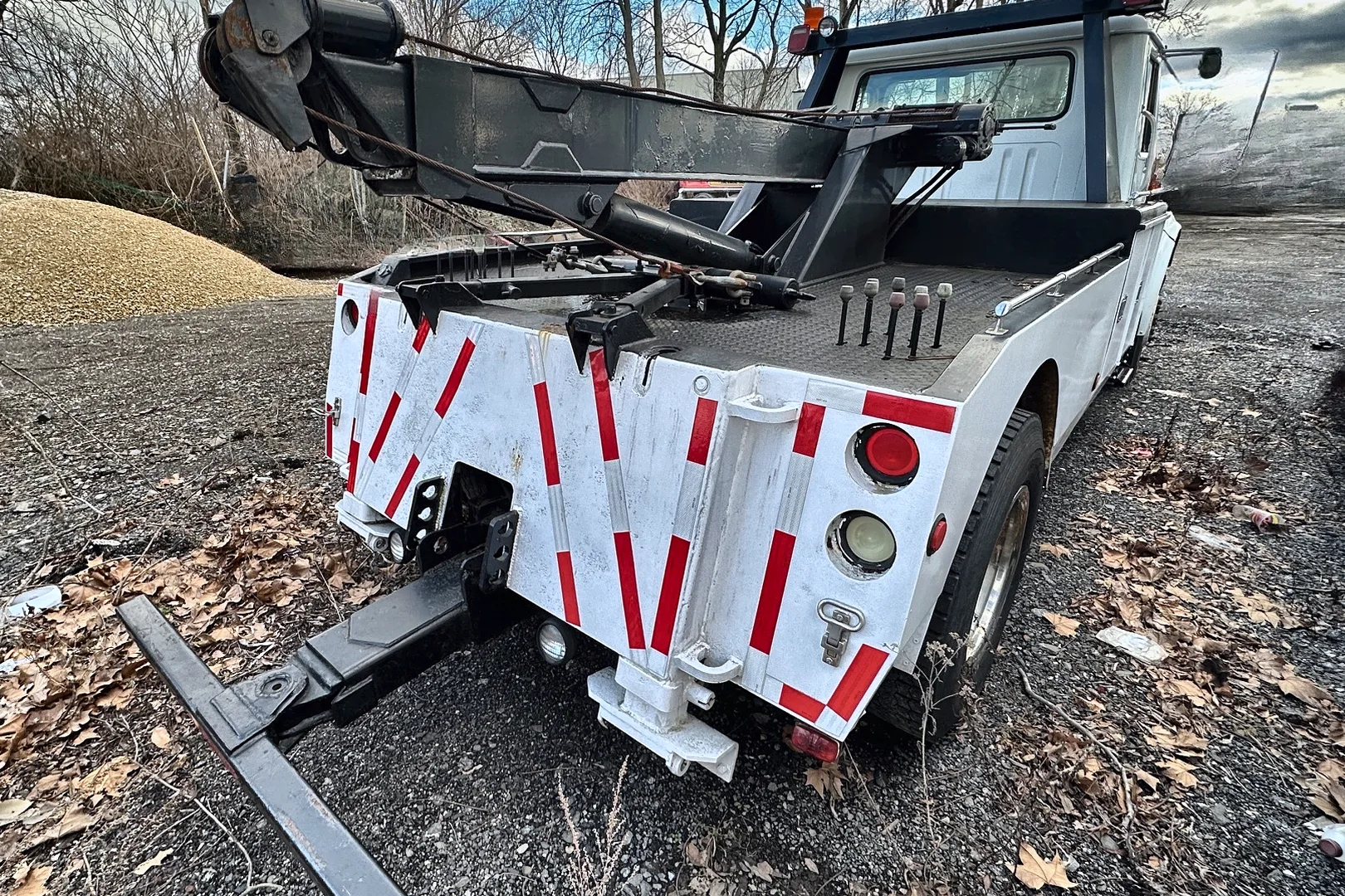 1990 INTERNATIONAL 4700 Wrecker - view 6 of 40