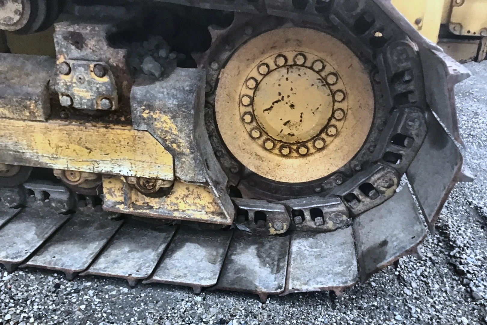 2013 DEERE 700K LGP - view 6 of 16