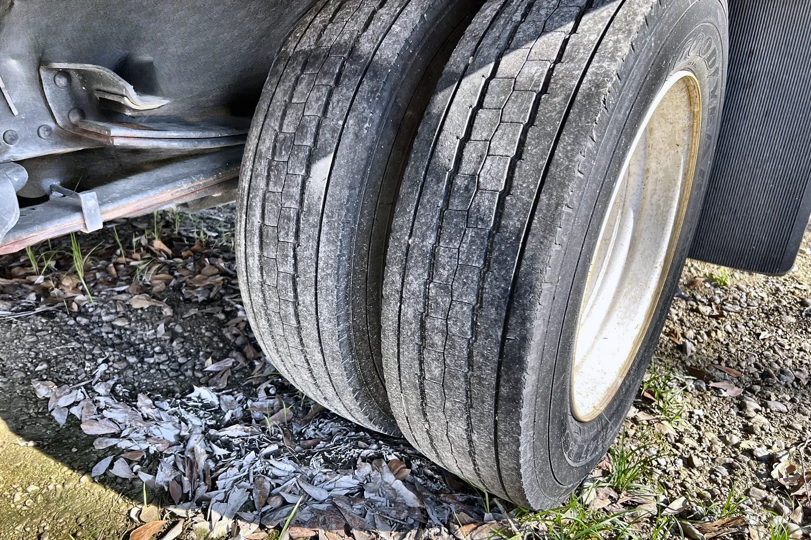 2019 ISUZU NPR HD - view 18 of 30