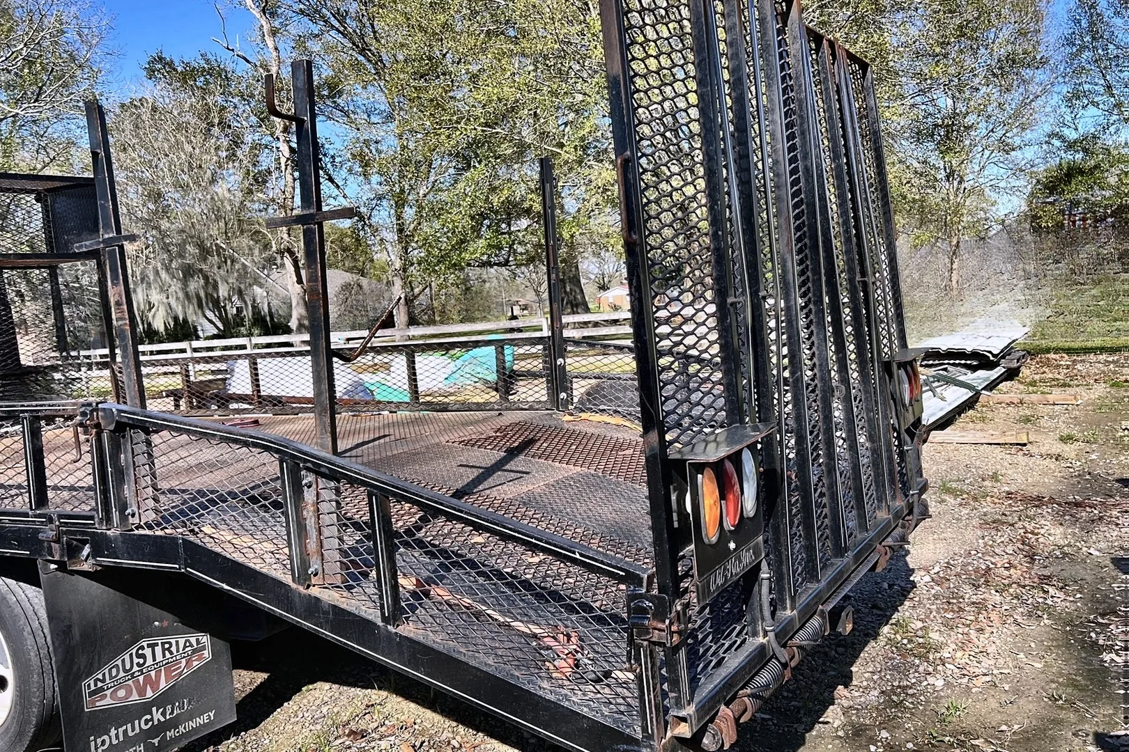 2019 ISUZU NPR HD - view 11 of 30