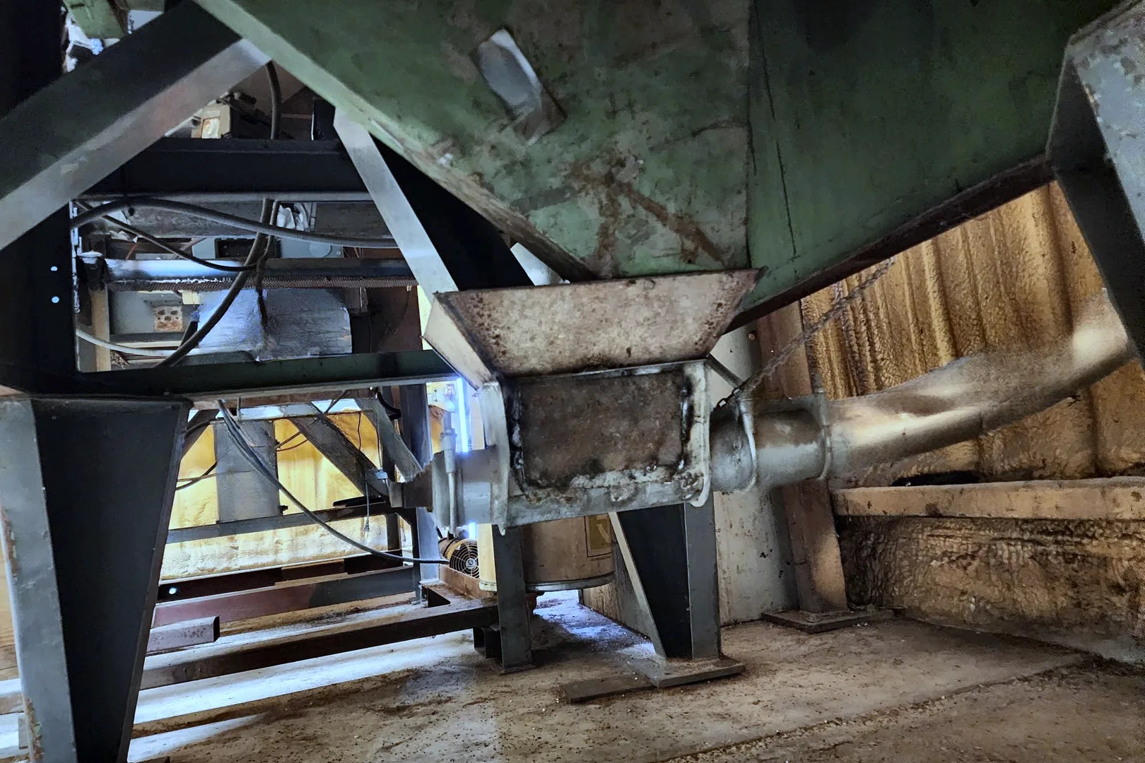 2000 EMCEKA-GOMPPER Type 4 Magnetic Seed Cleaner - view 6 of 21