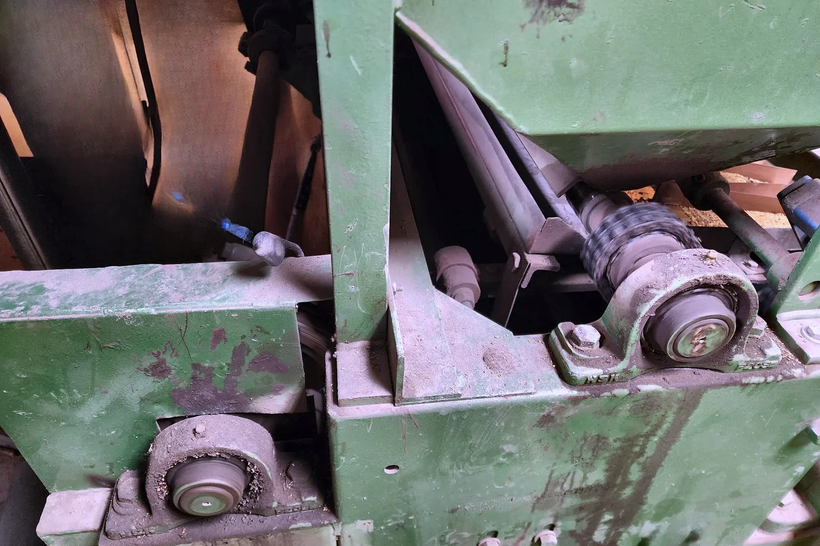 2000 EMCEKA-GOMPPER Type 4 Magnetic Seed Cleaner - view 17 of 21