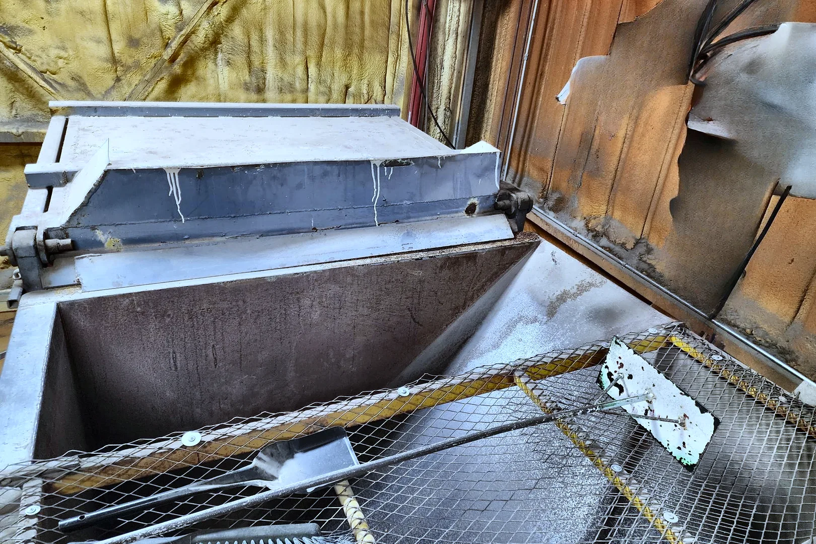 2000 EMCEKA-GOMPPER Type 4 Magnetic Seed Cleaner - view 9 of 21