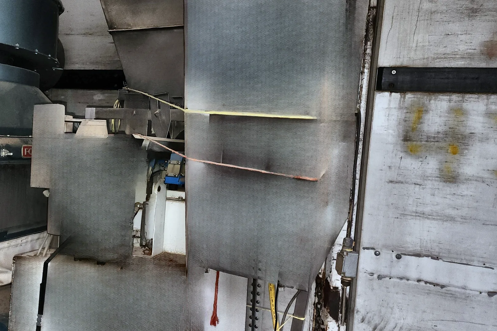 2004 WEIGHPACK PAXIOM AEF-1 Vibratory Scale - view 14 of 15