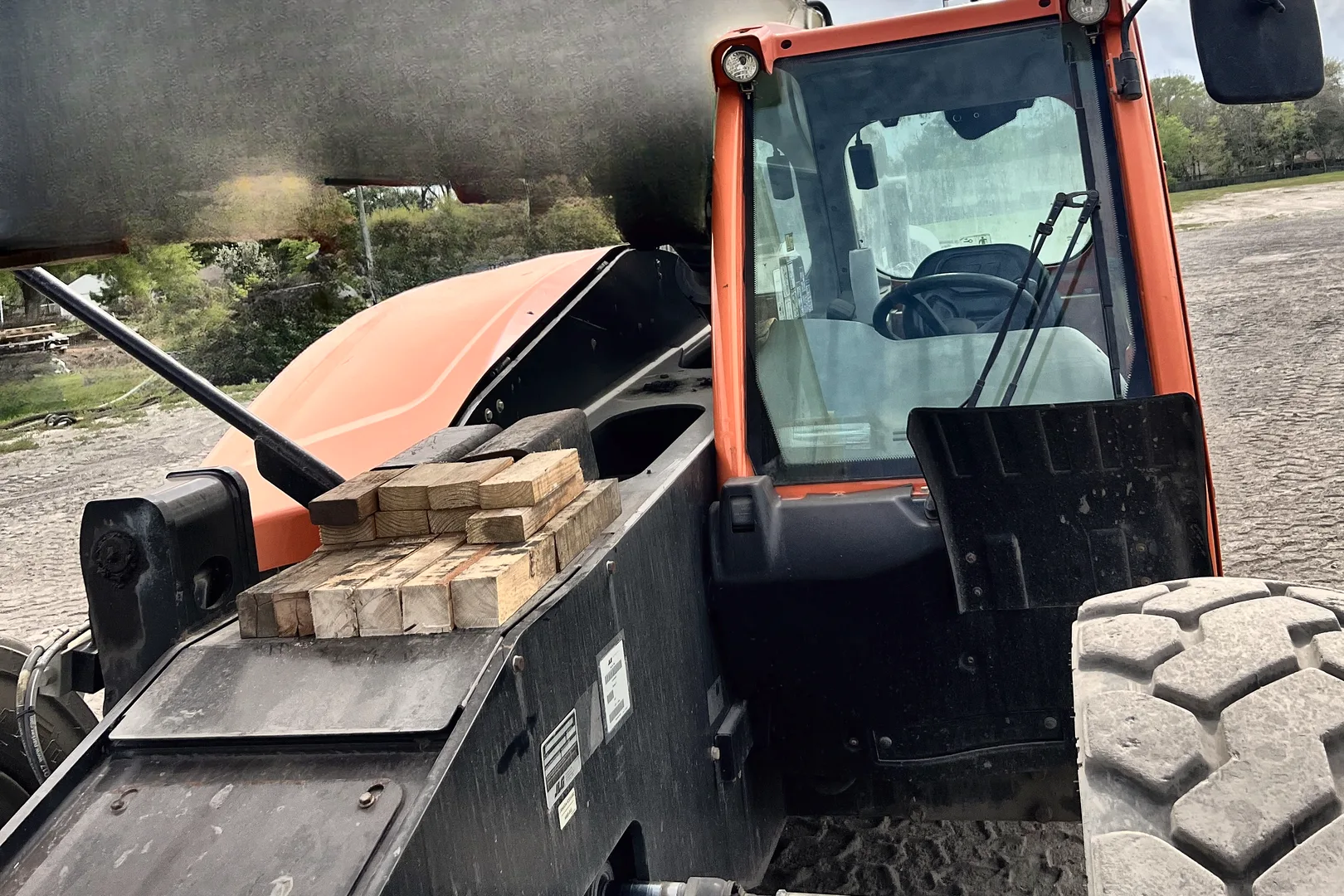 2017 JLG 1255 - view 14 of 33