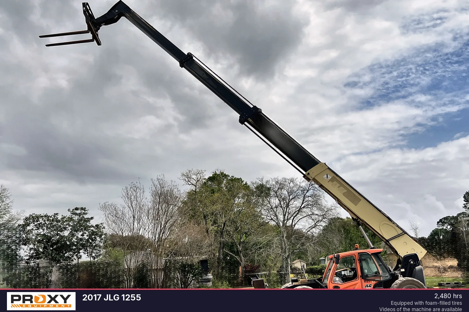 2017 JLG 1255 - view 1 of 33