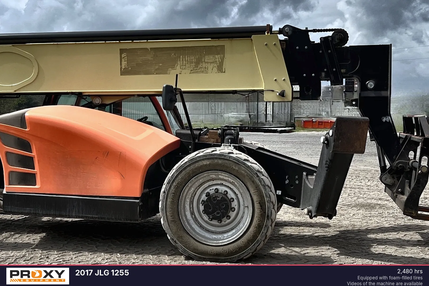 2017 JLG 1255 - view 4 of 33