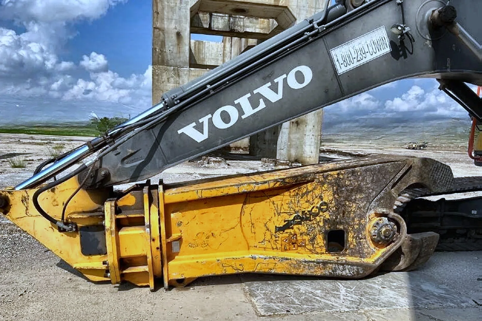 2019 VOLVO EC300EL - view 6 of 8