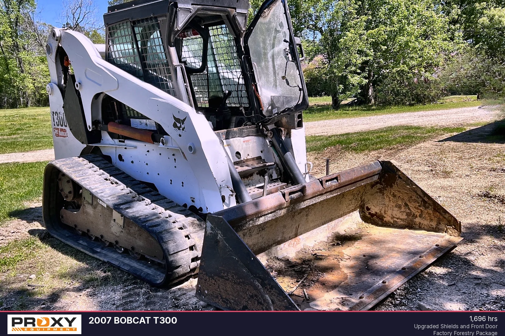 2007 BOBCAT T300 - view 2 of 36