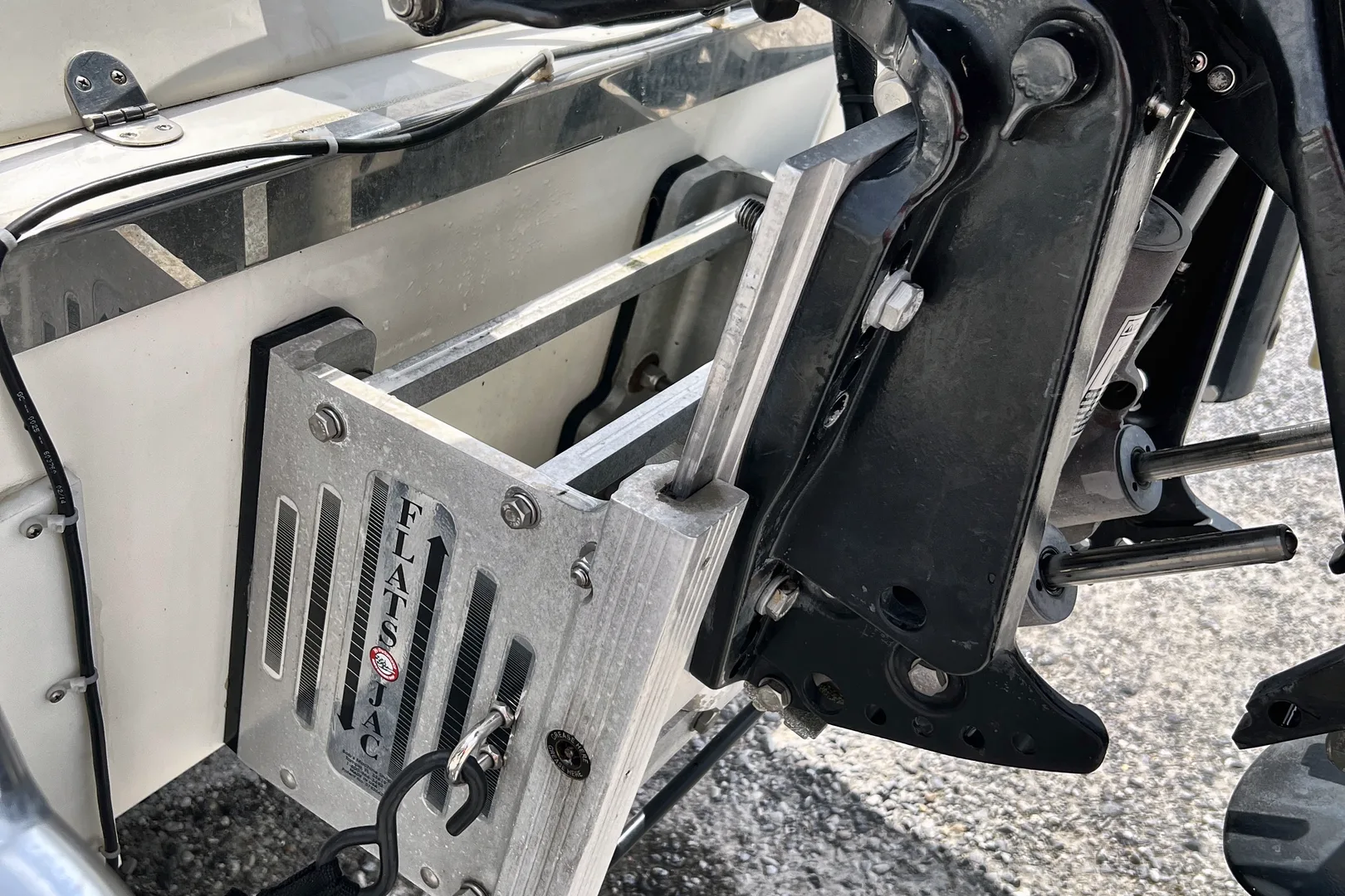 2011 SHEARWATER BOAT 23TE Bay Boat - view 16 of 29