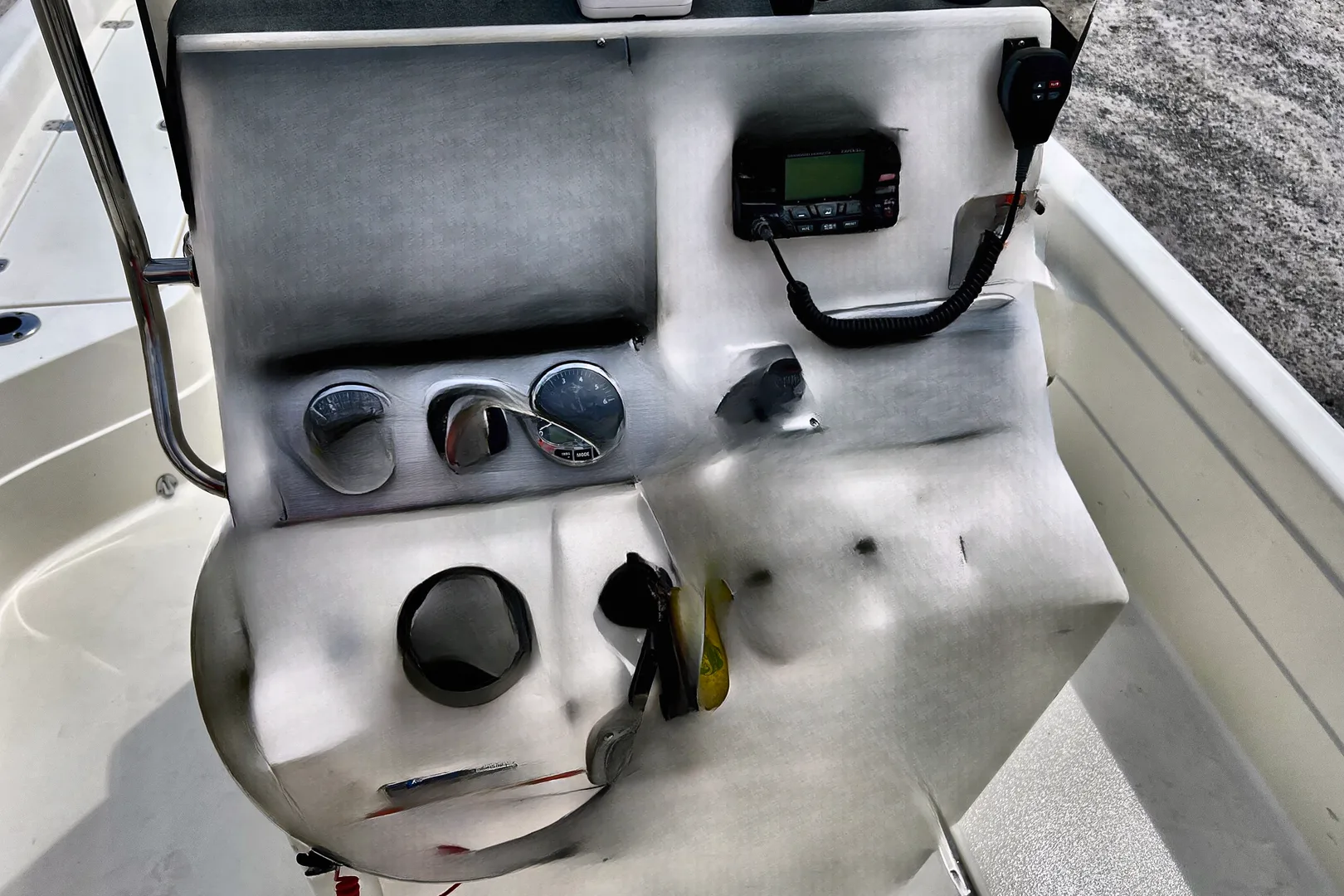 2011 SHEARWATER BOAT 23TE Bay Boat - view 17 of 29