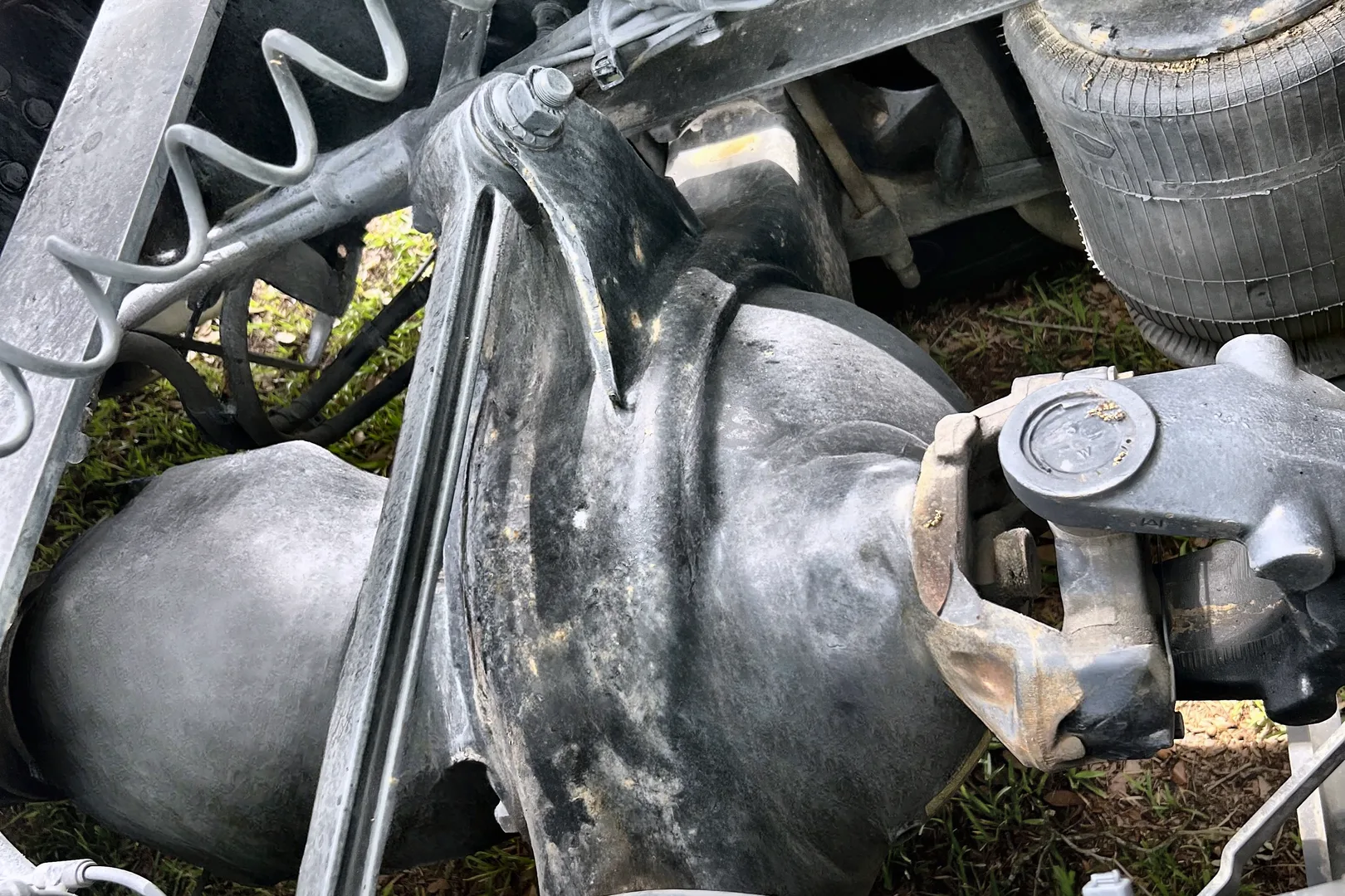 2019 VOLVO VNL860 - view 15 of 51