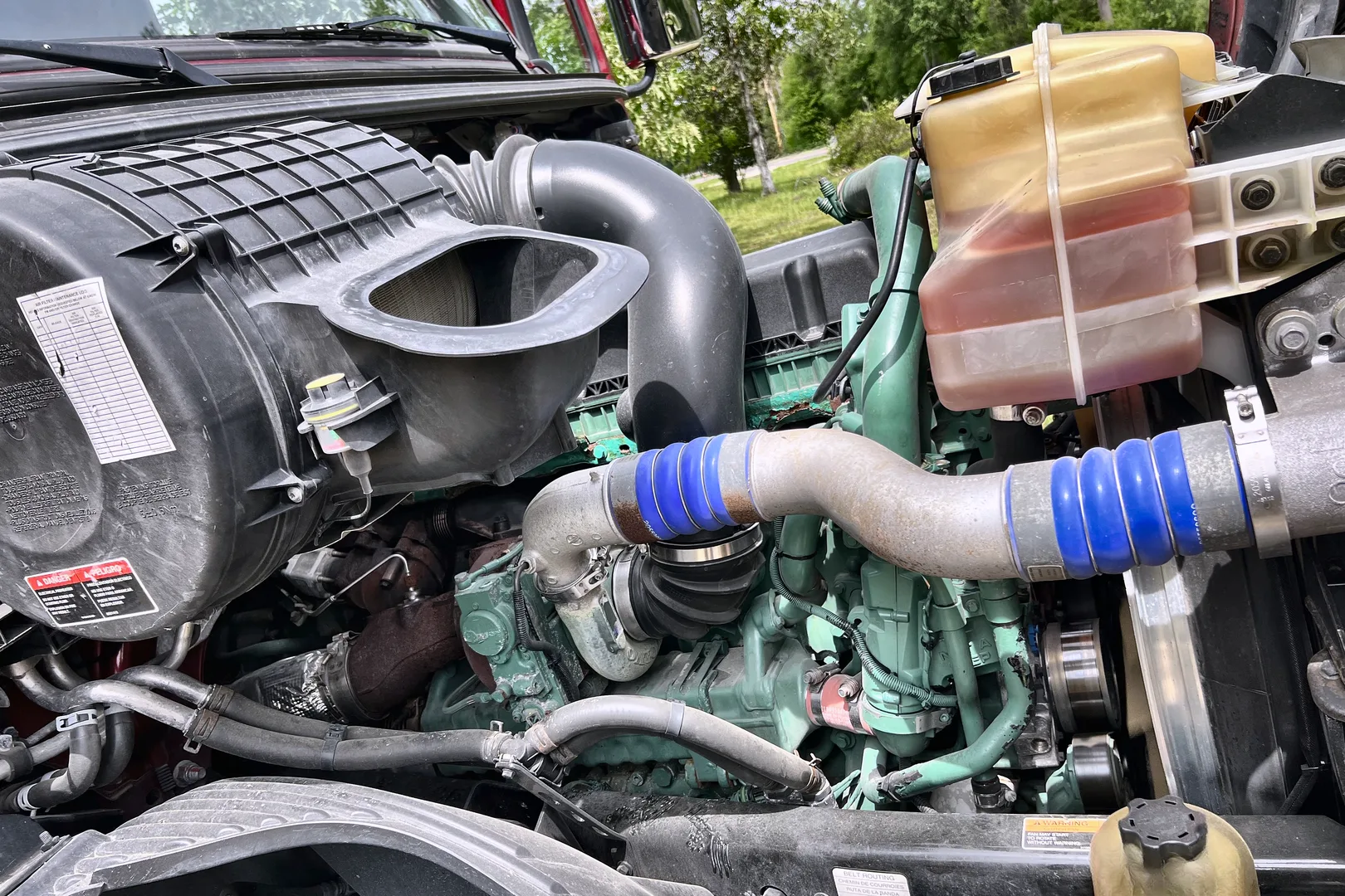 2019 VOLVO VNL860 - view 20 of 51