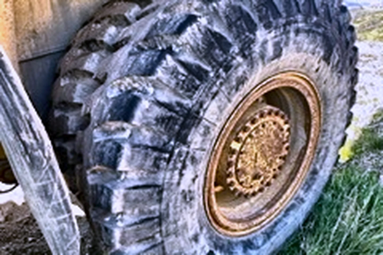 2007 KOMATSU HD 325-7 - view 15 of 23