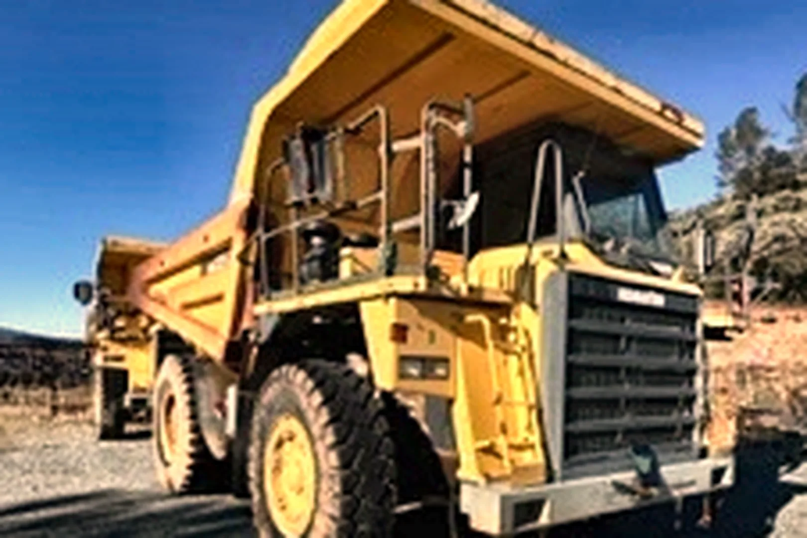 2007 KOMATSU HD 325-7 - view 9 of 23