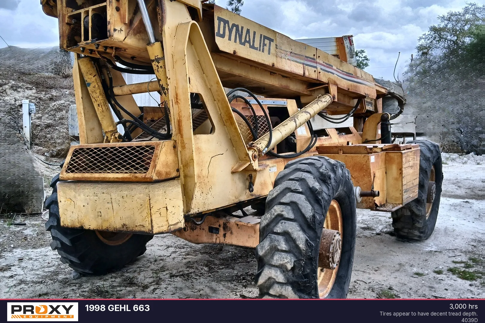 1998 GEHL 663 - view 2 of 22