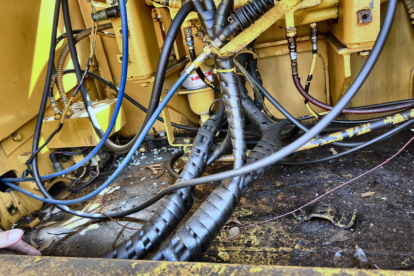 1989 KOMATSU PC360LC-3 - view 18 of 44