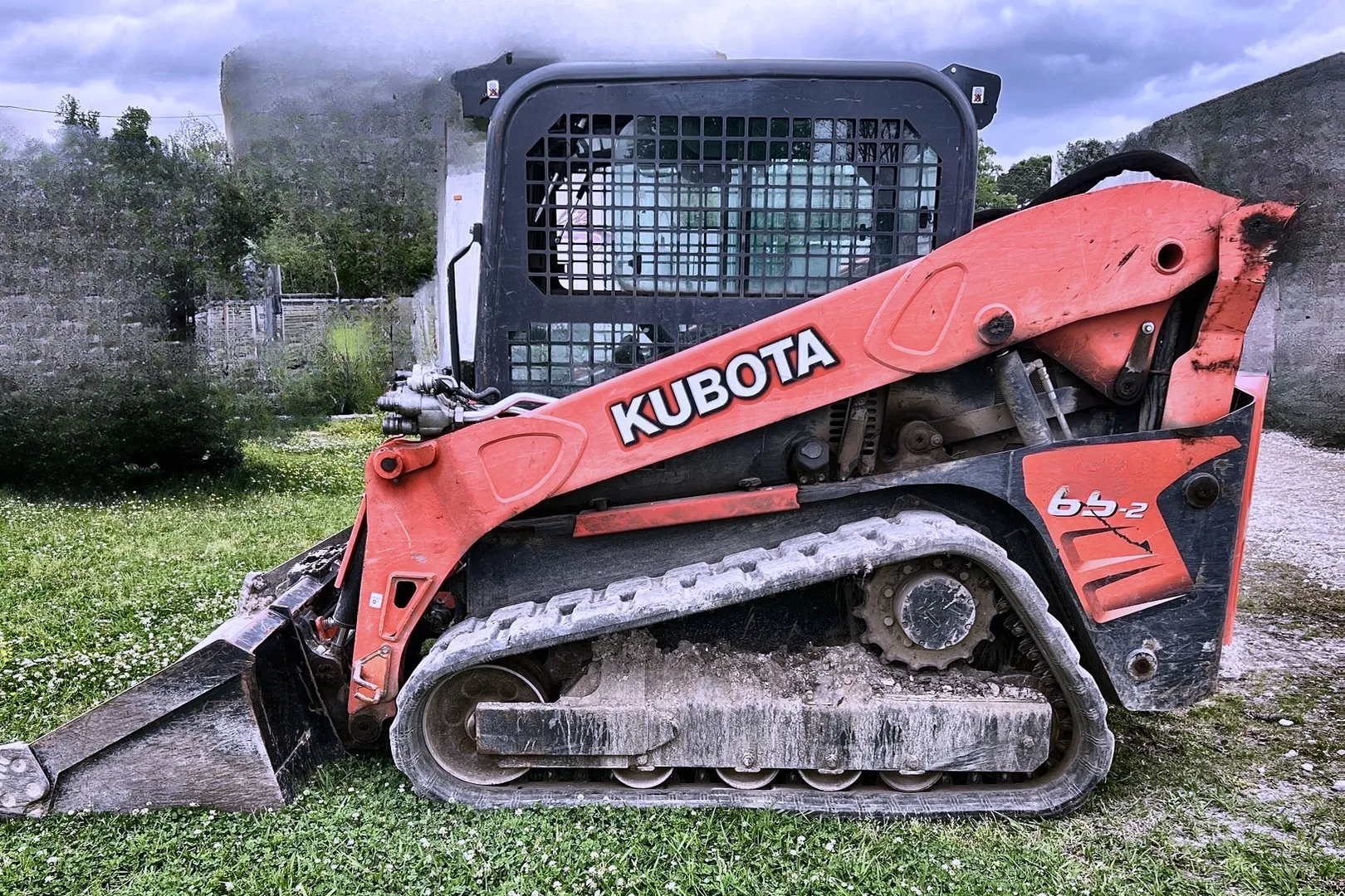 2020 KUBOTA SVL65-2 - view 11 of 30