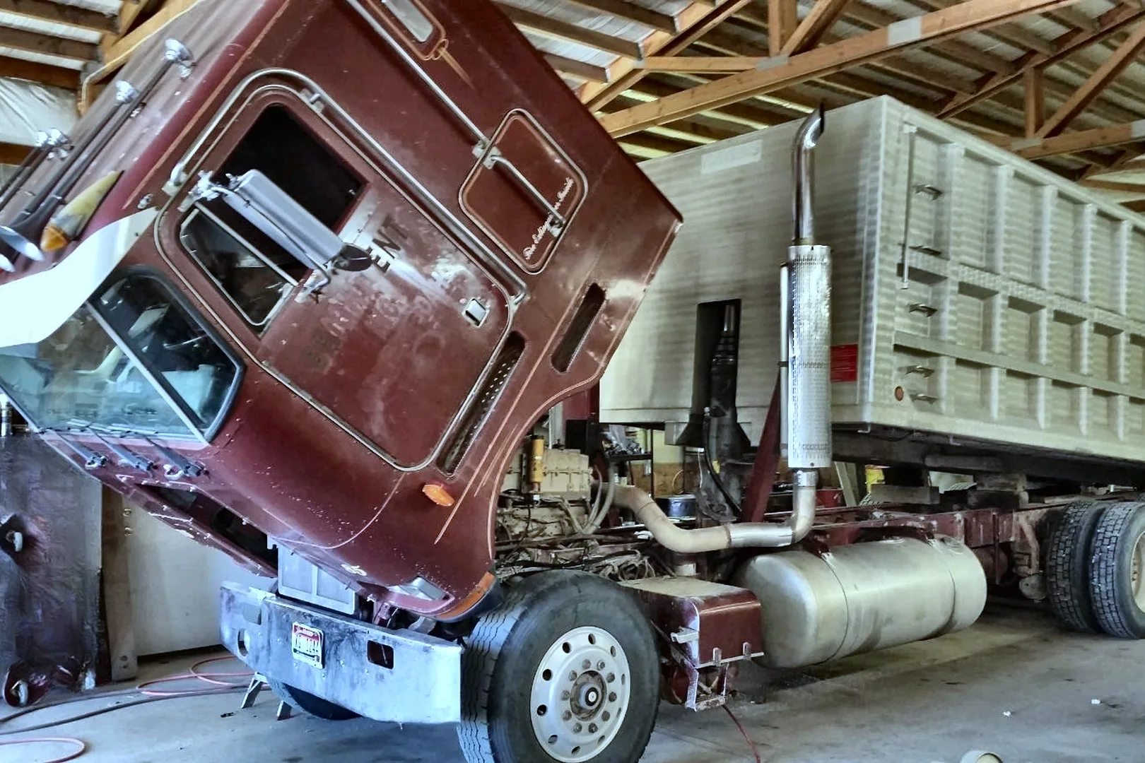 1985 PETERBILT 362 - view 18 of 51