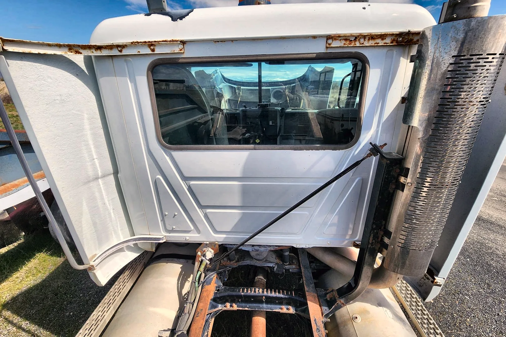 1998 MACK CH613 - view 9 of 41