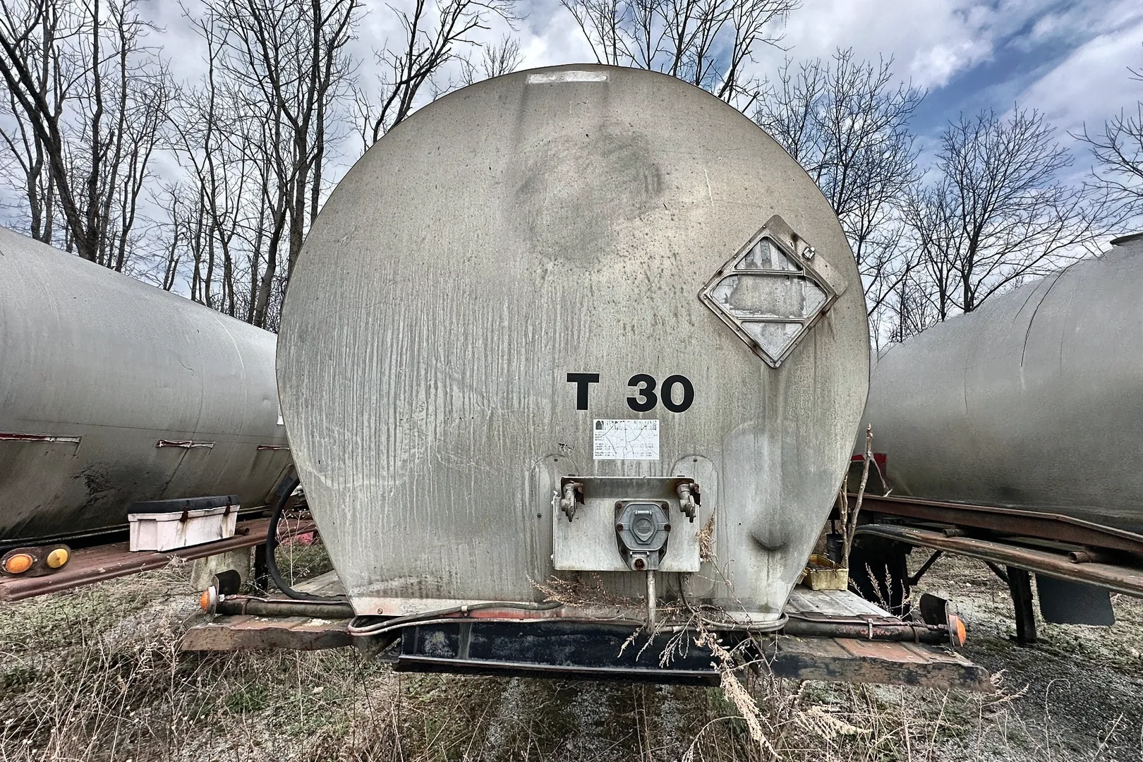 1988 FRUEHAUF 7,000 Tanker - view 8 of 18