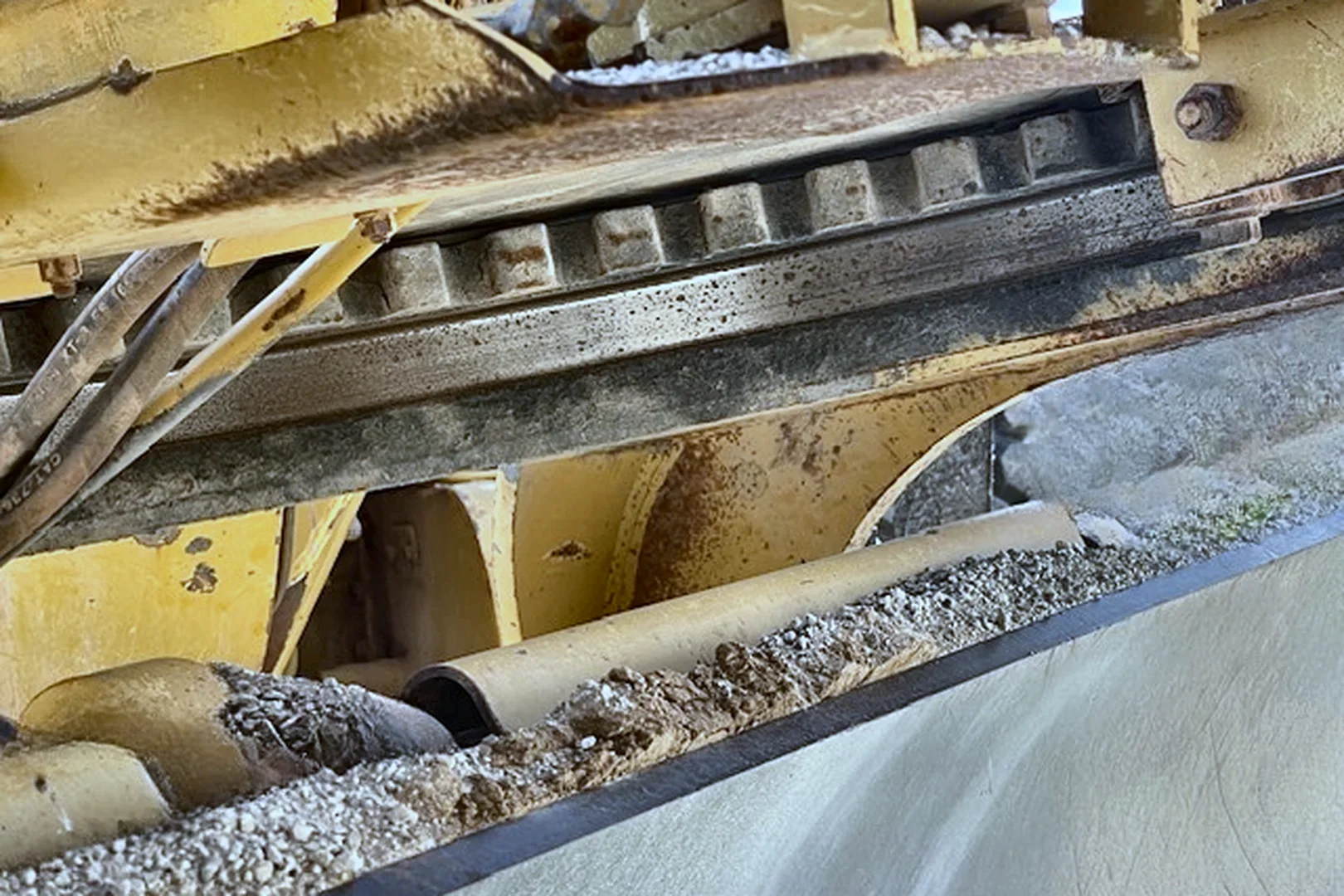 2005 CATERPILLAR 140H VHP - view 17 of 22