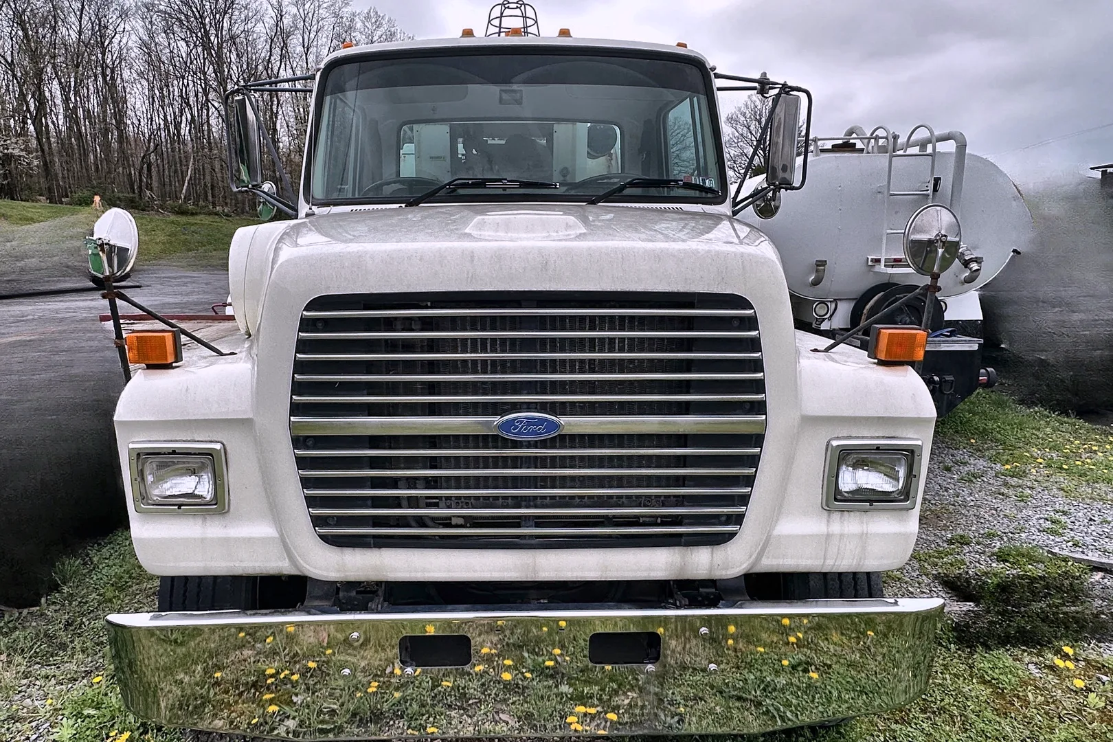 1997 FORD L900 - view 9 of 49