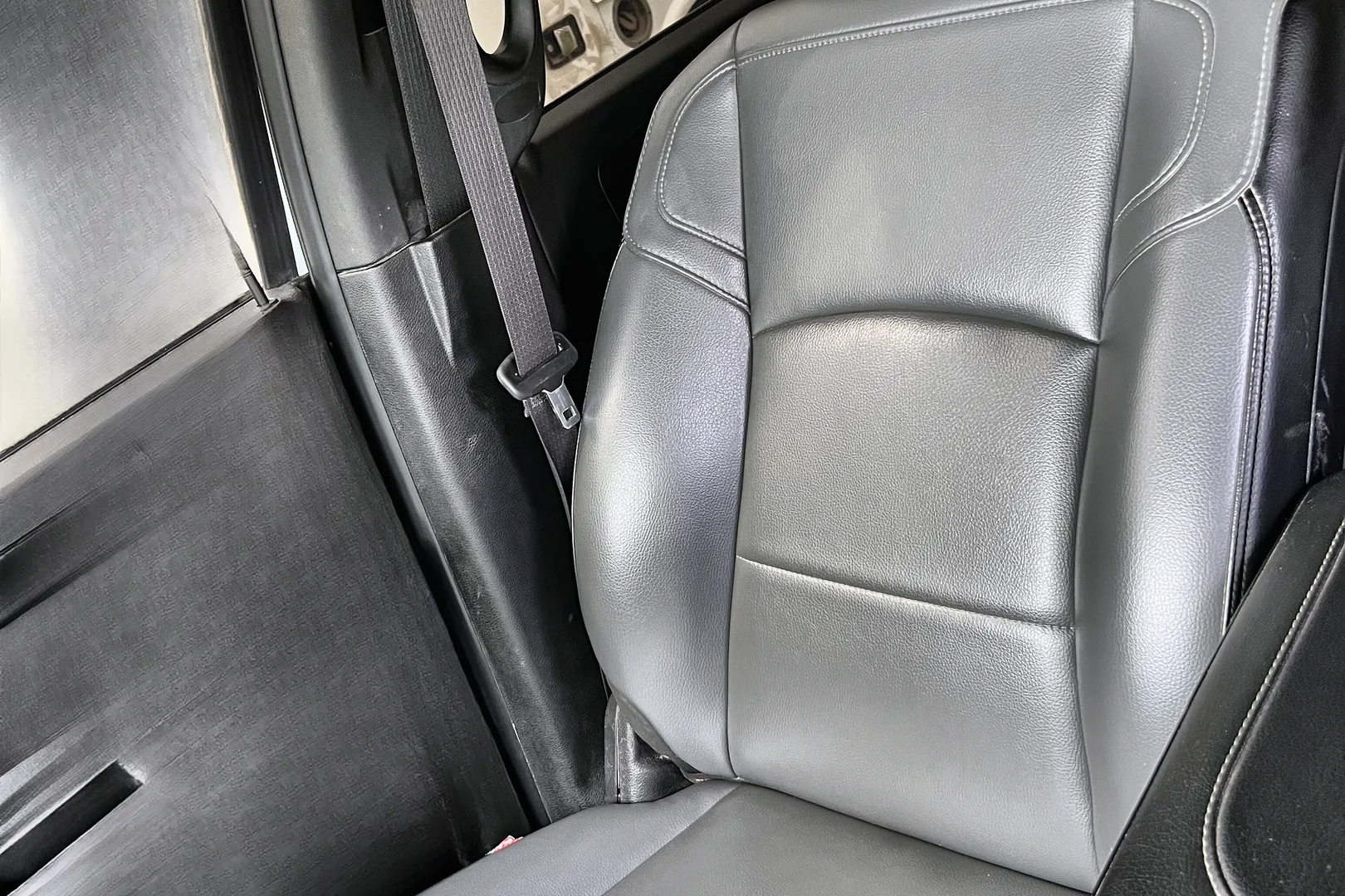 2022 RAM 3500 - view 16 of 20