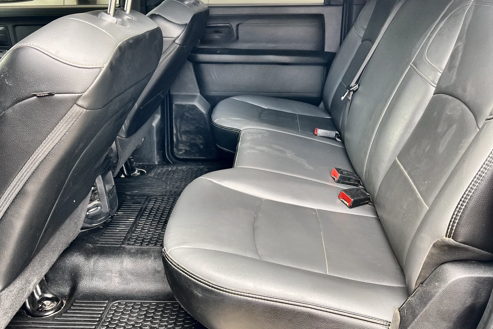 2022 RAM 3500 - view 17 of 20