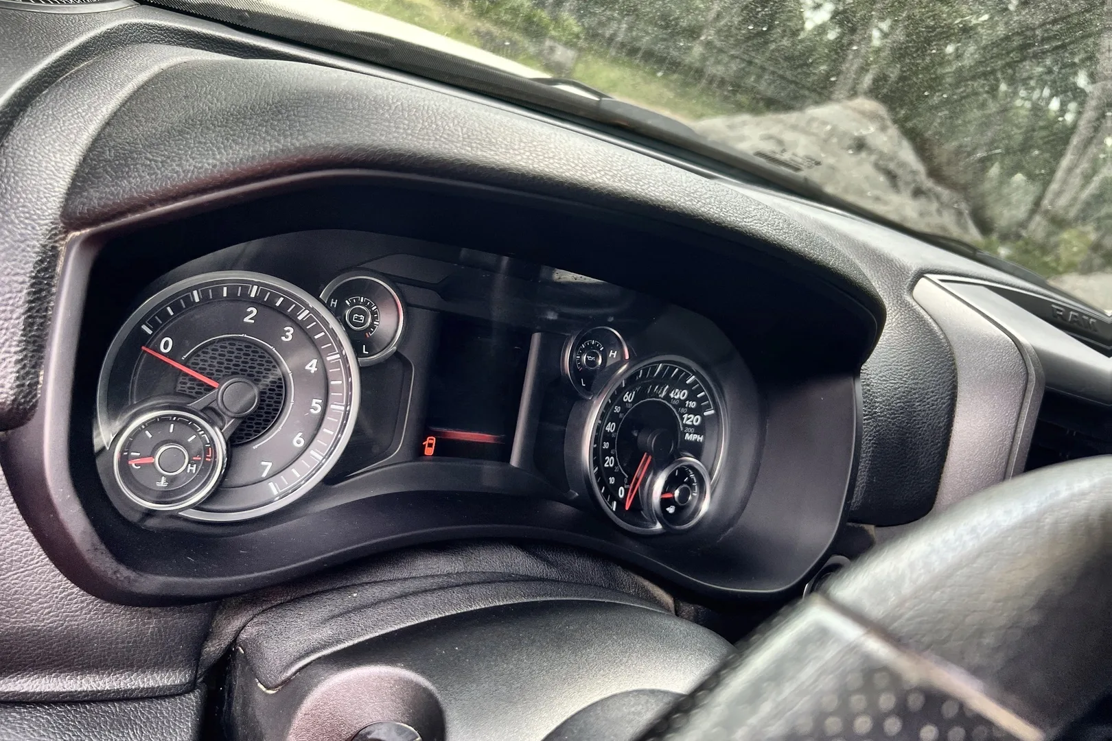 2022 RAM 3500 - view 11 of 20