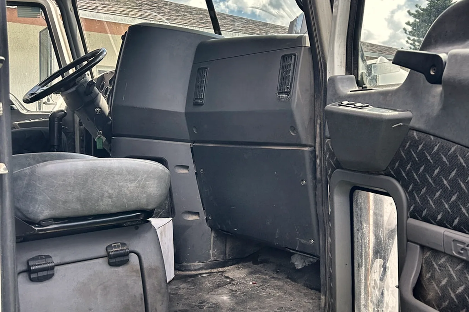 2008 MACK GU Granite - view 16 of 25