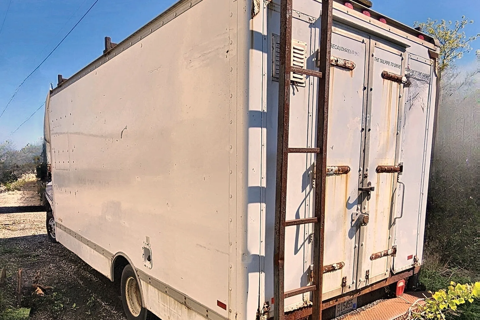 2001 FORD E350 - view 13 of 19