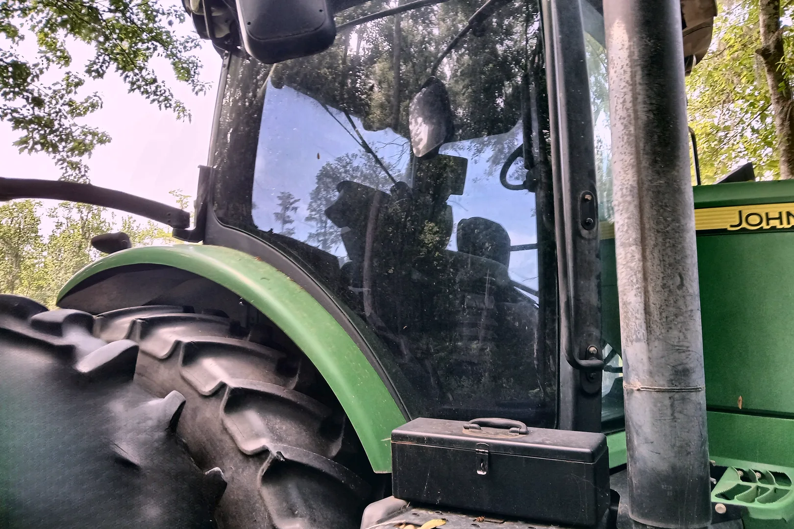 2013 JOHN DEERE 7215R - view 11 of 16