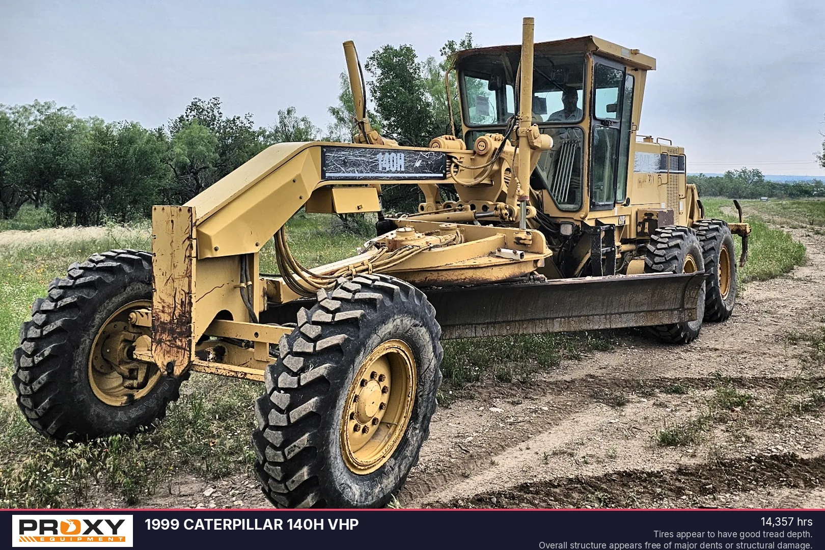 1999 CATERPILLAR 140H VHP - view 1 of 2