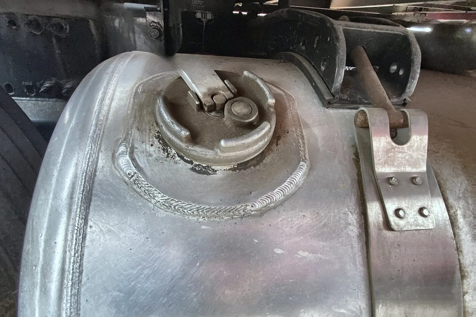 2017 PETERBILT 567 - view 15 of 34