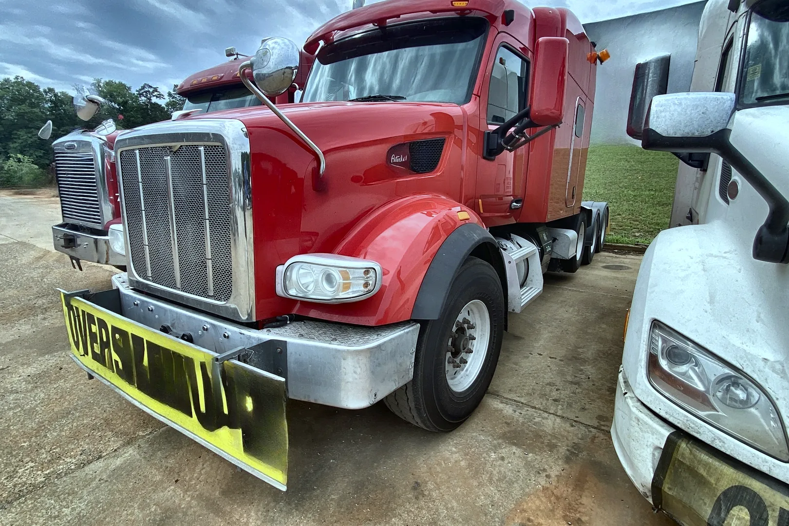 2017 PETERBILT 567 - view 7 of 34
